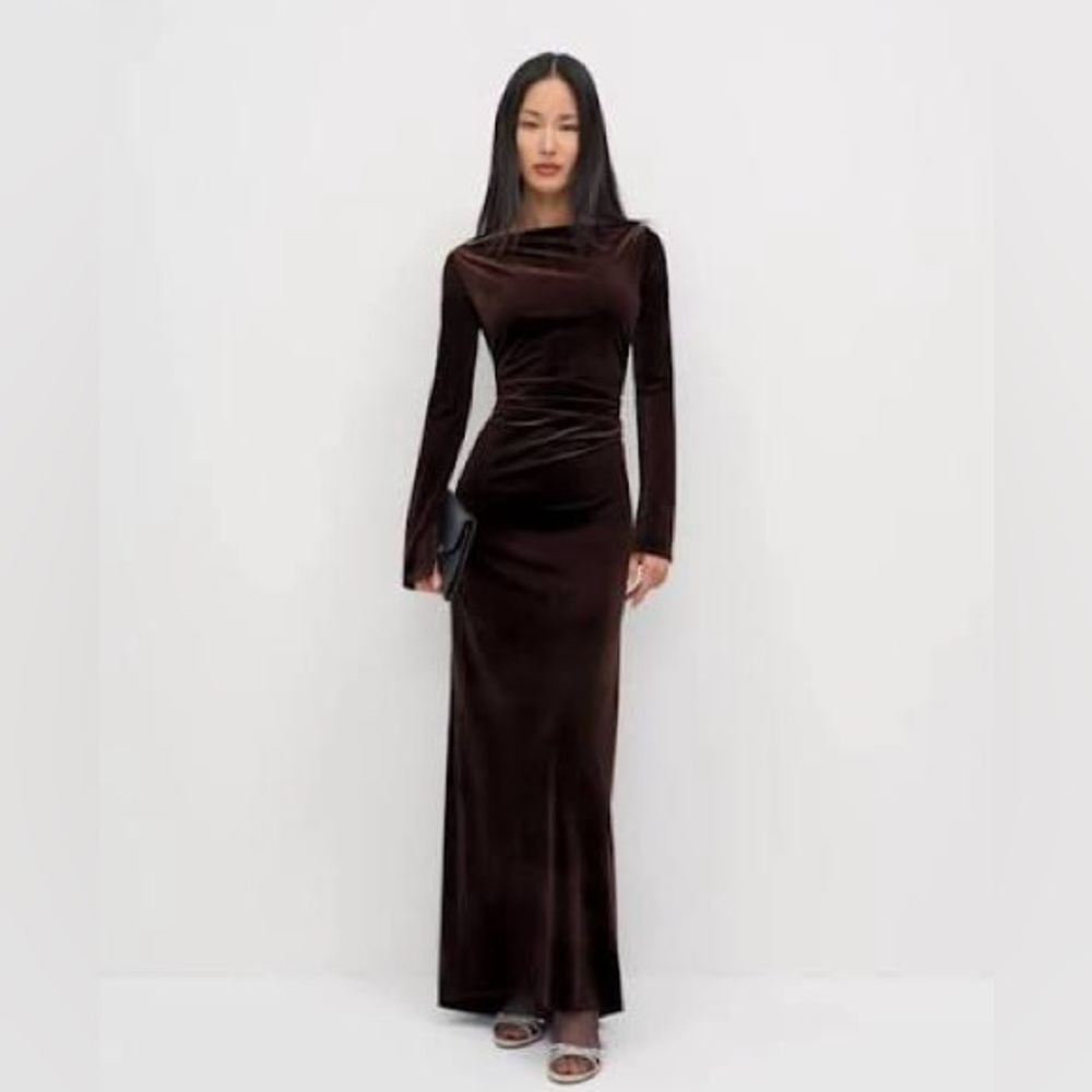 Max Studio Chocolate Brown Velvet Long Sleeve Maxi Dress - Picture 5 of 11
